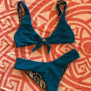 Indah peacock small set